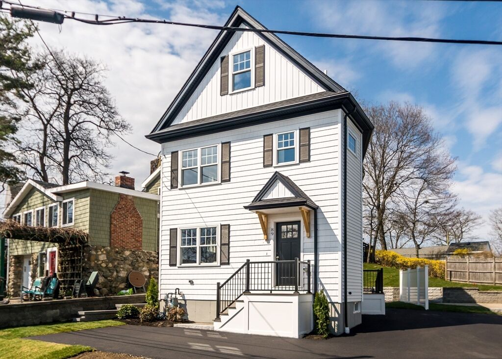 Property Photo:  89 Hardy Pond Road  MA 02452 