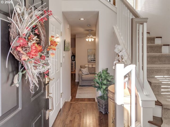 Property Photo:  3011 Club House Ct  OR 97068 