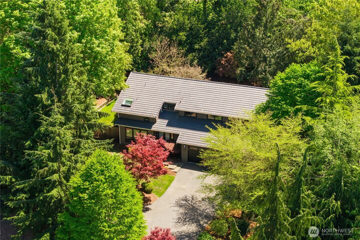 Property Photo: 28030 185th Place SE WA 98042