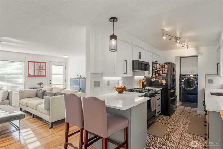 Property Photo:  13811  43rd Avenue SE  WA 98012 