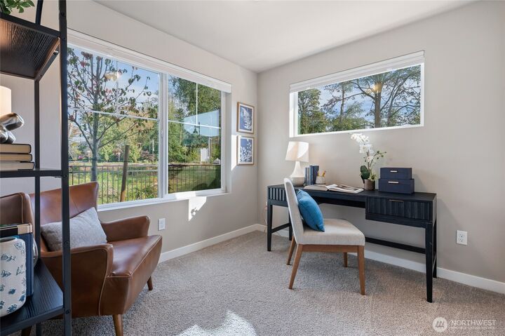 Property Photo:  14424  Madison Way E6  WA 98087 