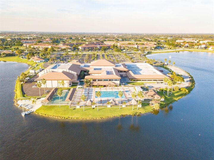 Property Photo: 13550 SW 6th Ct 409A FL 33027