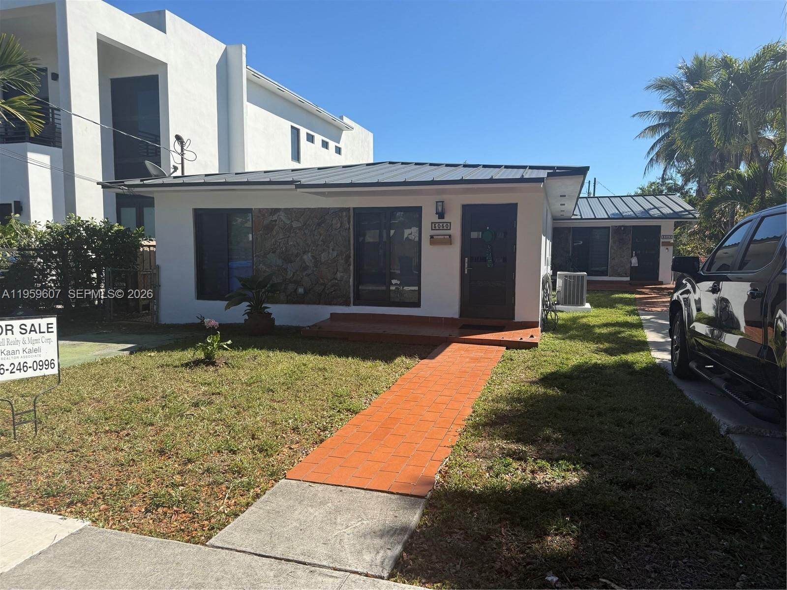 Property Photo:  3050 SW 26th St  FL 33133 