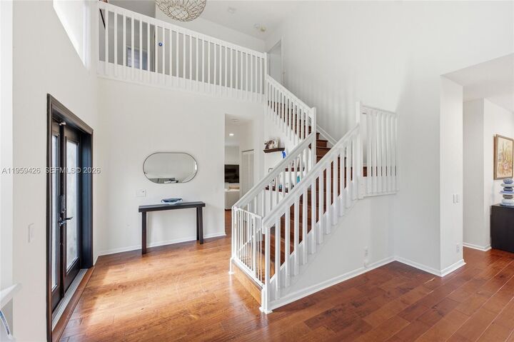 Property Photo:  500 Cambridge Dr  FL 33326 