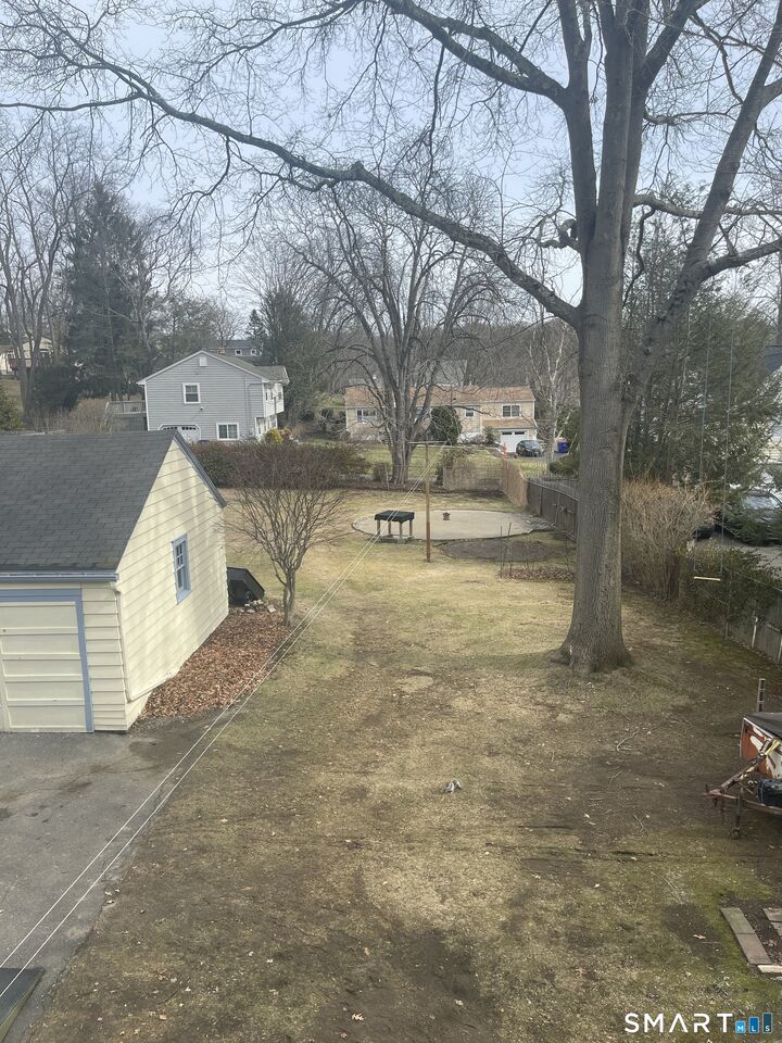 Property Photo: 1924 Stratfield Road CT 06825