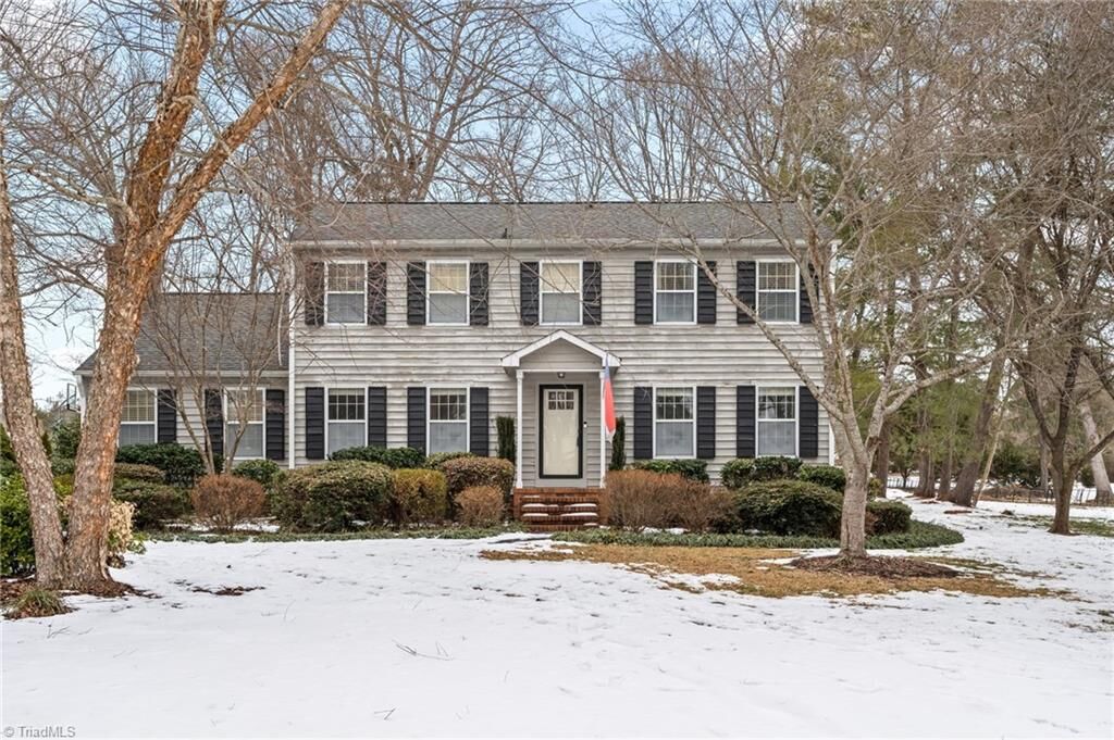 Property Photo:  219 Prestwick Drive  NC 27265 