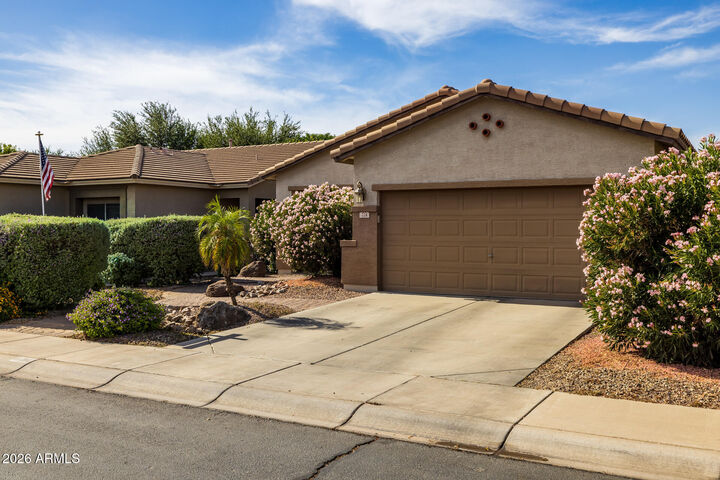 Property Photo: 724 W Trellis Road AZ 85140