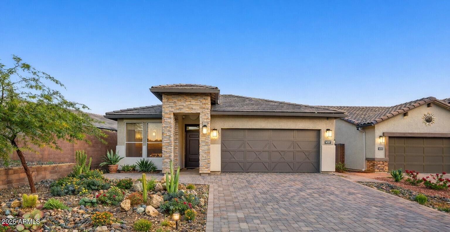 Property Photo:  16537 W Hayley Way  AZ 85338 