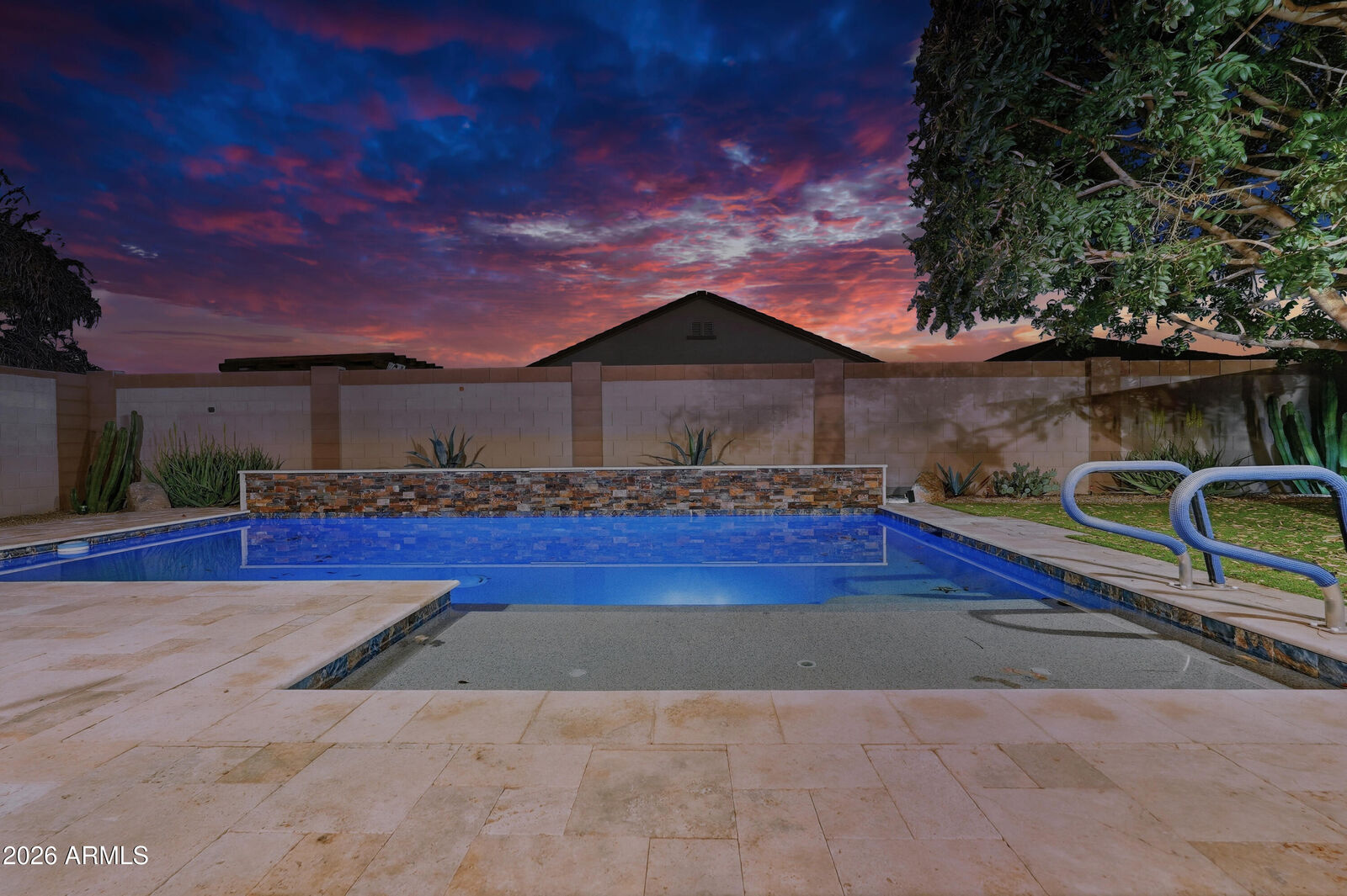 Property Photo:  15869 W Mauna Loa Lane  AZ 85379 