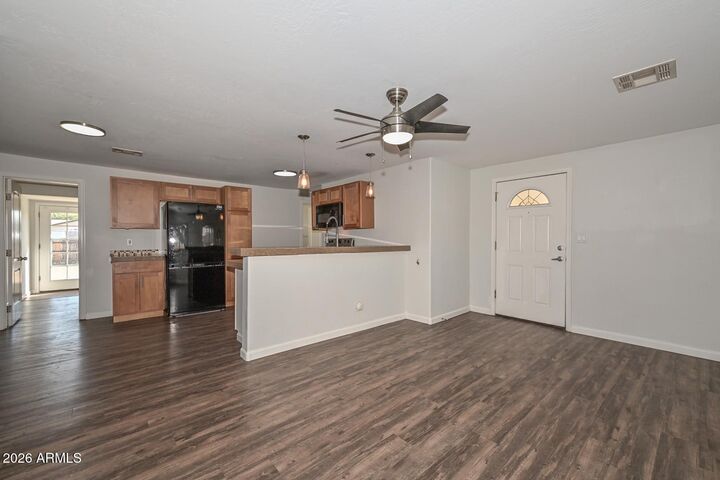 Property Photo:  1211 N Frances Street  AZ 85288 