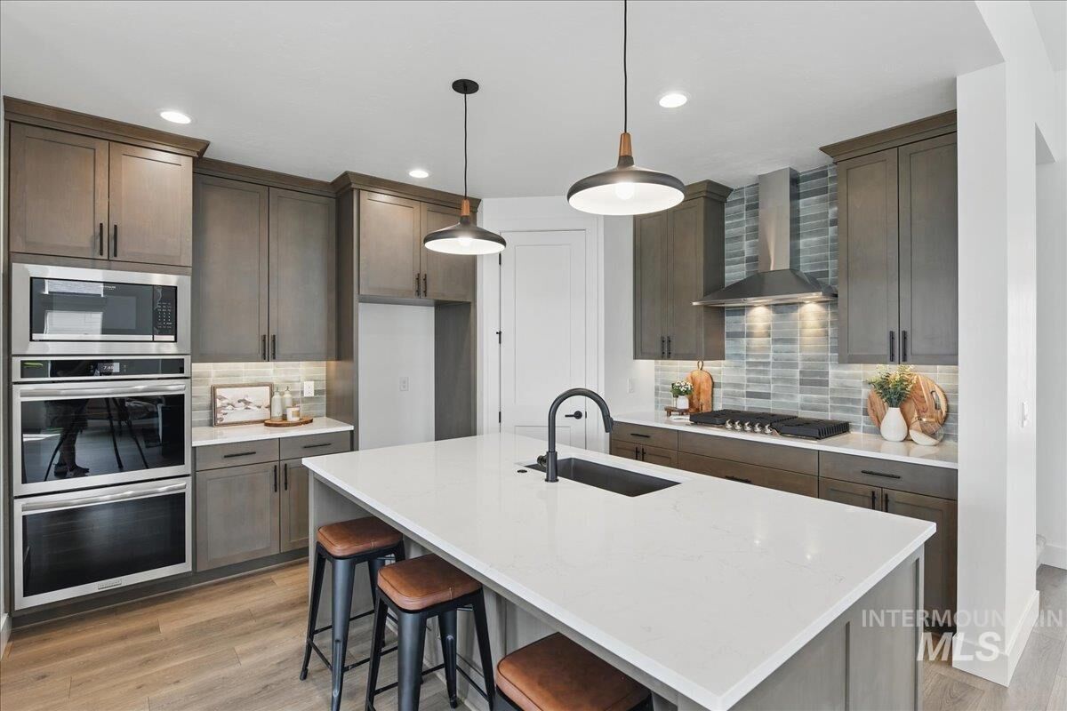 Property Photo:  7779 W Daybreak Run Ct Sage  ID 83646 