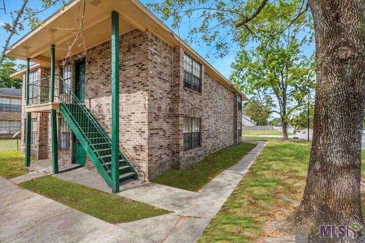 Property Photo:  3482 King Bradford Dr #D  LA 70816 