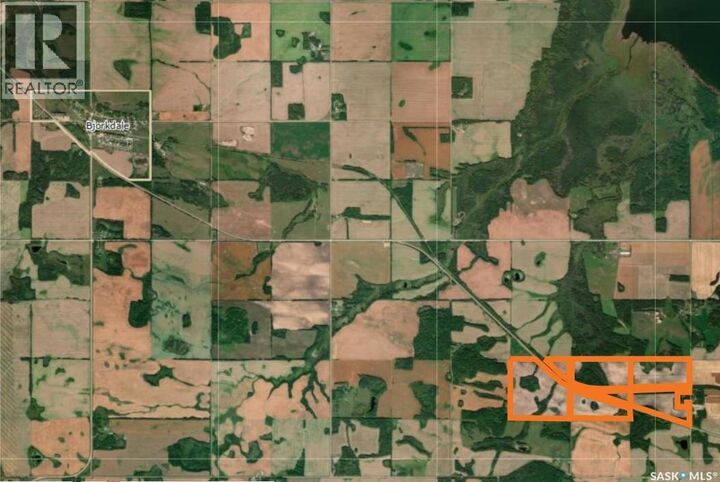 Property Photo:  Smith Farm  SK S0E 0E0 