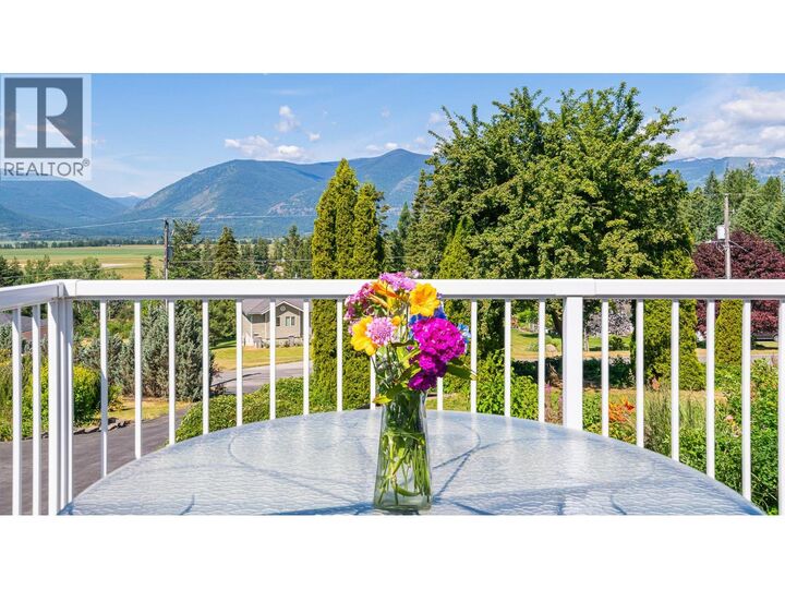 Photo de la propriété:  1506 1st Avenue Northwest  BC V0B 1G6 