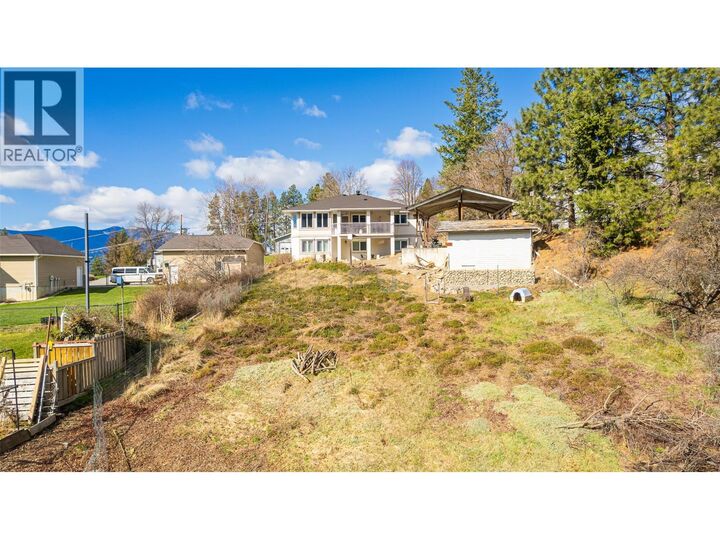 Photo de la propriété:  104 26th Avenue North  BC V0B 1G1 