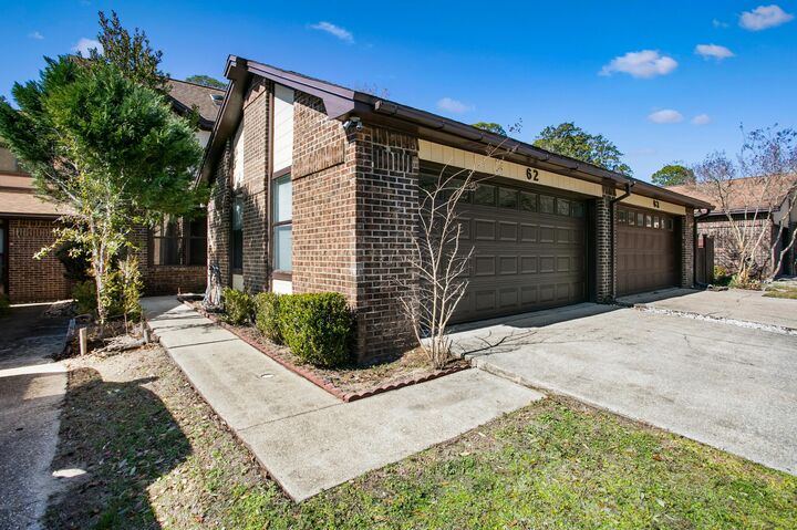 Property Photo:  62 Hidden Cove Drive  FL 32580 