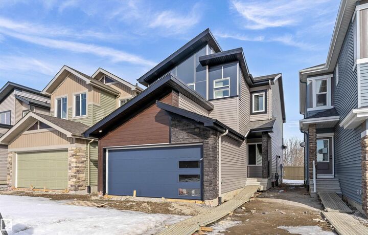 Property Photo:  8716 183 Avenue NW  AB T5Z 0G6 