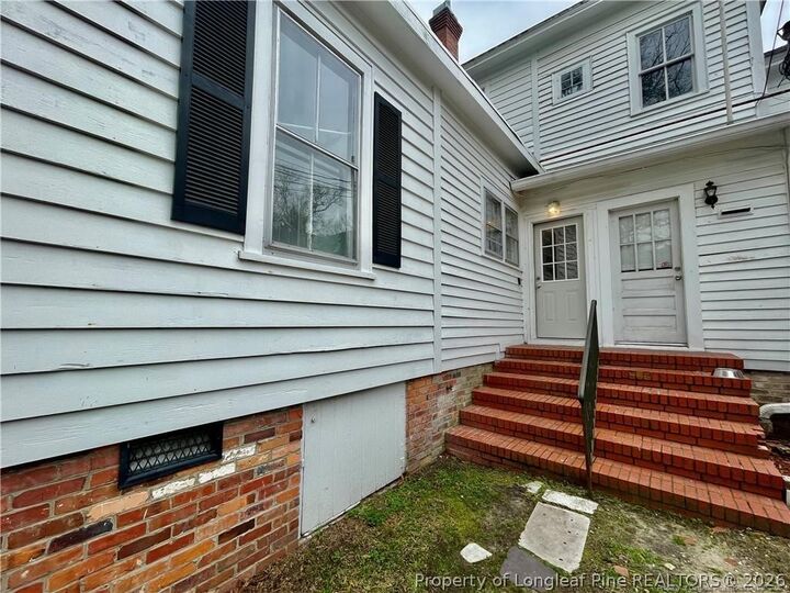 Property Photo:  113 Hillside Avenue  NC 28301 