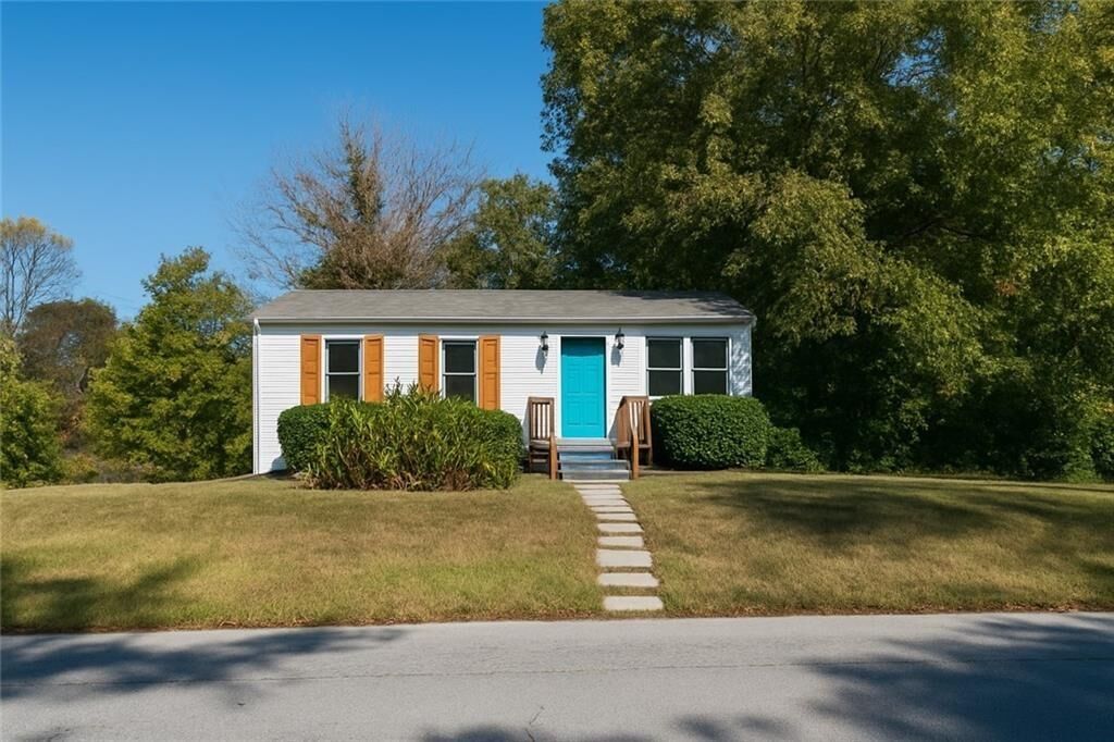 Property Photo: 3155 Delmar Lane NW GA 30311