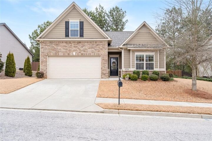 Property Photo:  3711 Ridge Bluff Ovlk  GA 30507 