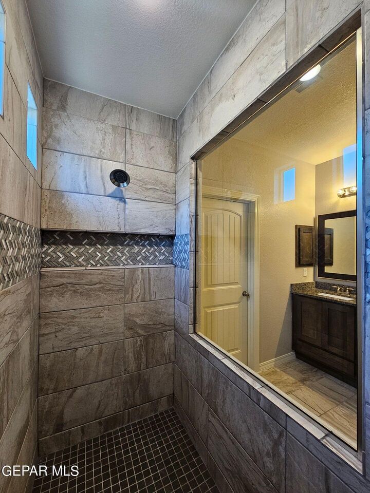 Property Photo: 3980 Desert Nomad Drive TX 79938