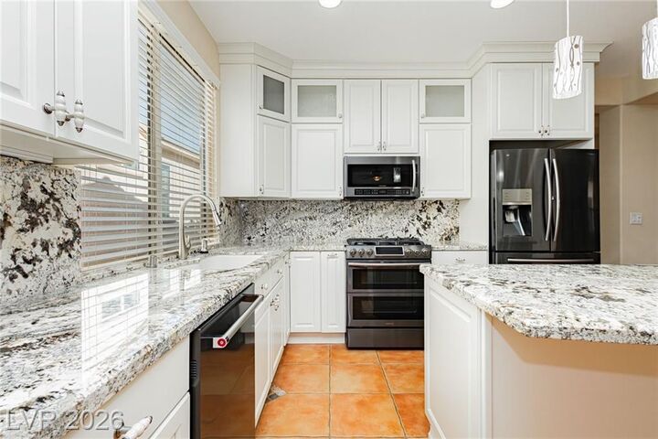 Property Photo: 5123 Vincitor Street NV 89135