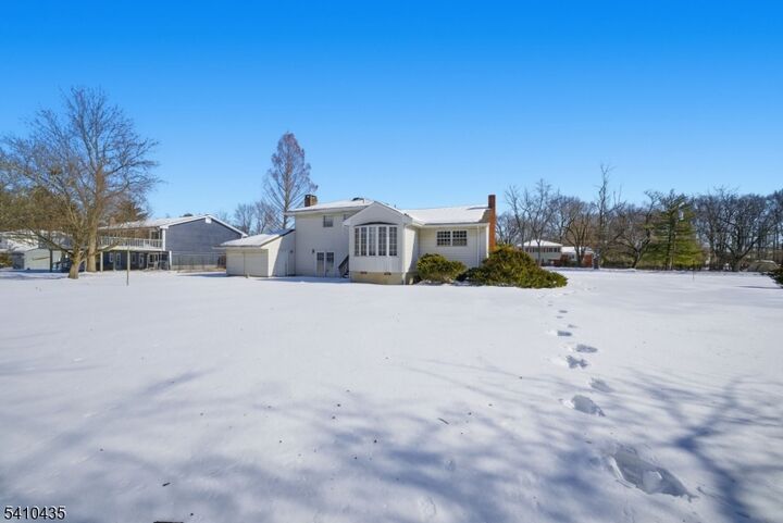 Property Photo:  115 Griffith Dr  NJ 07981 