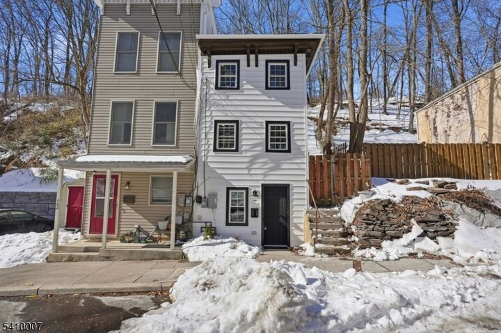 Property Photo: 164 York St NJ 08530