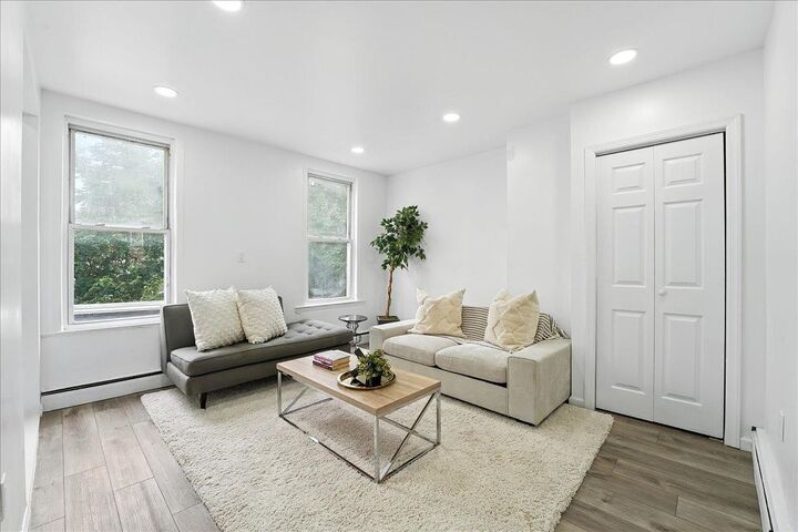 Property Photo:  283 Griffith St  NJ 07307 