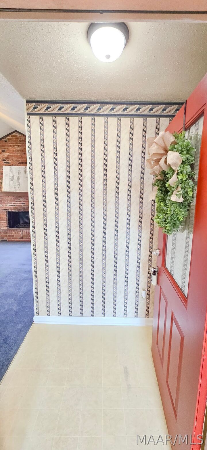 Property Photo:  429 Avon Road  AL 36109 