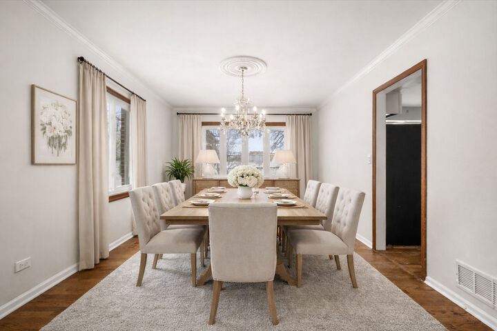 Property Photo:  931 Canterbury Drive  IL 60195 