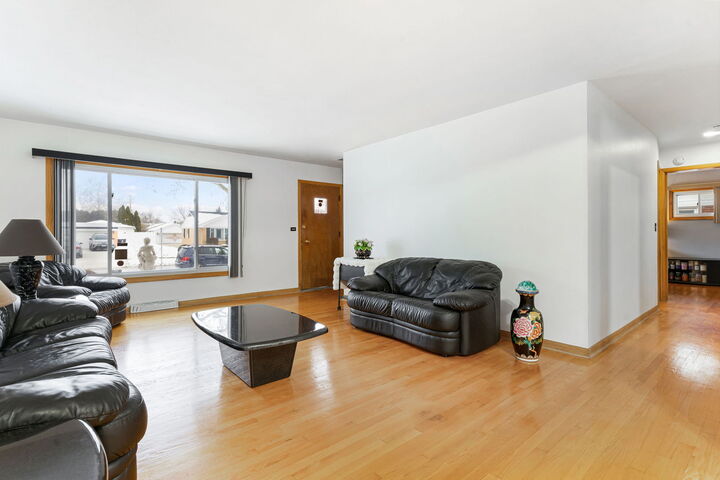 Property Photo:  11129 Martindale Drive  IL 60154 