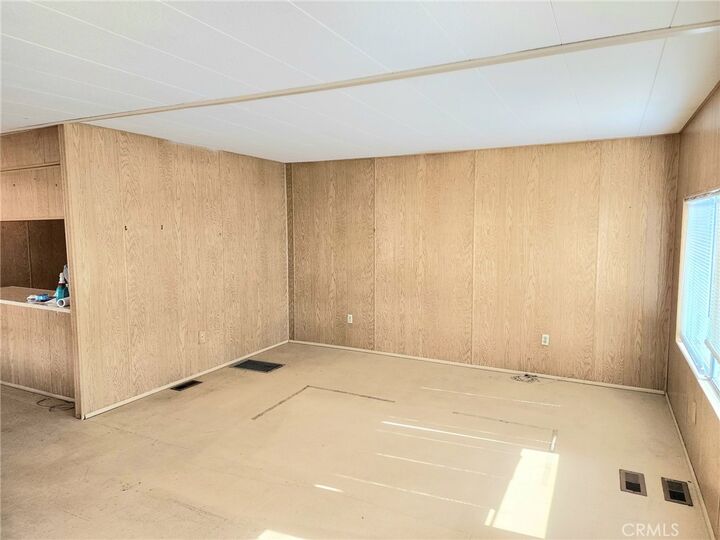 Property Photo:  711 San Mateo Circle  CA 92543 