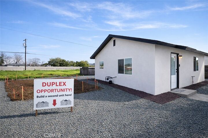 Property Photo:  145 Kincaid  CA 93307 