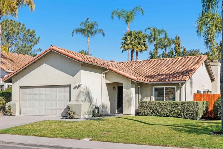 Property Photo:  1688 Avenida Oceano  CA 92056 