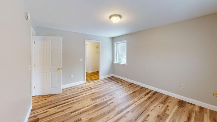 Property Photo: 539 Kenduskeag Avenue B3 ME 04401