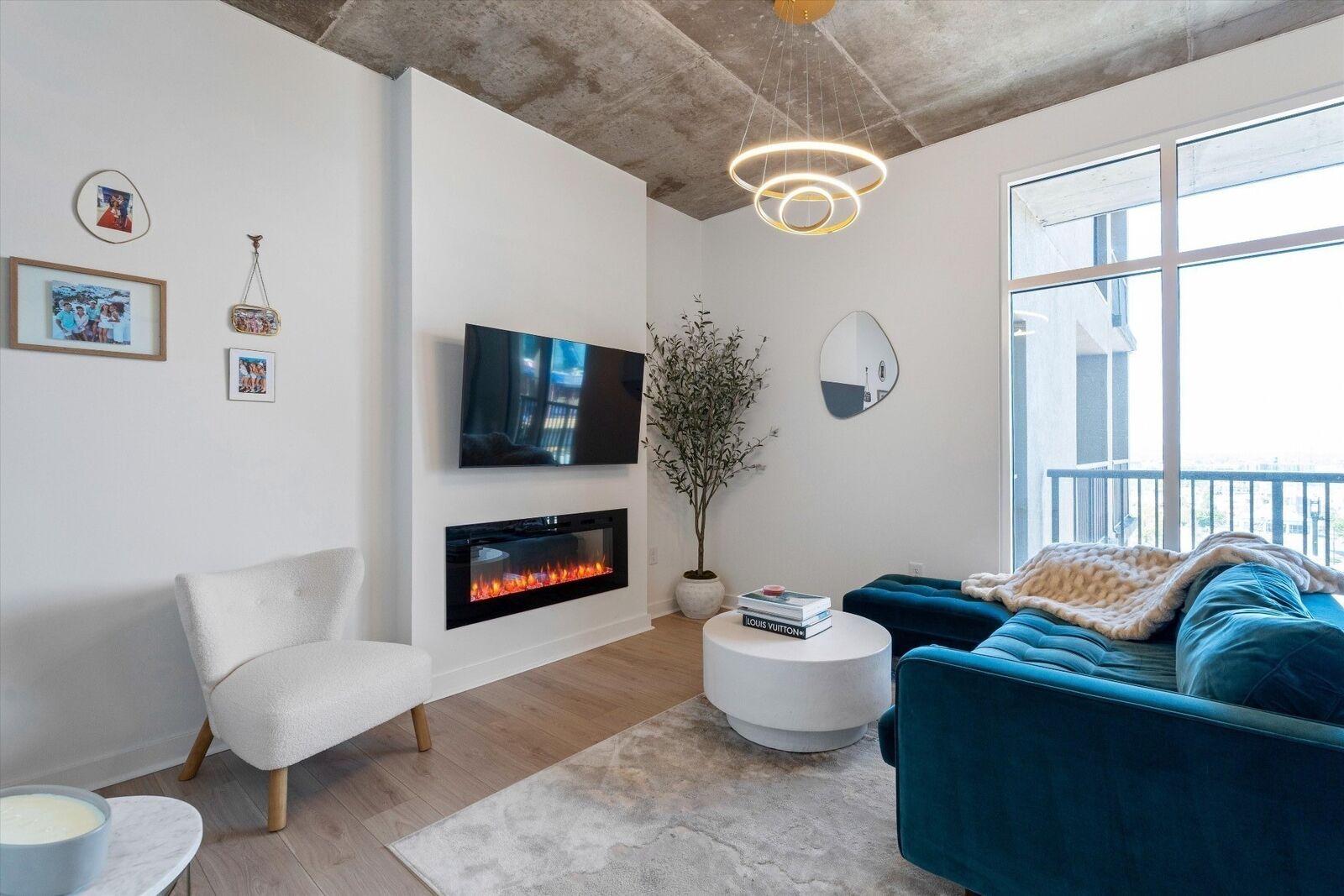 Property Photo:  1510 Demonbreun St 807  TN 37203 