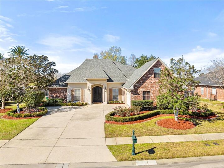 Property Photo:  109 Lac Cypriere Drive  LA 70070 