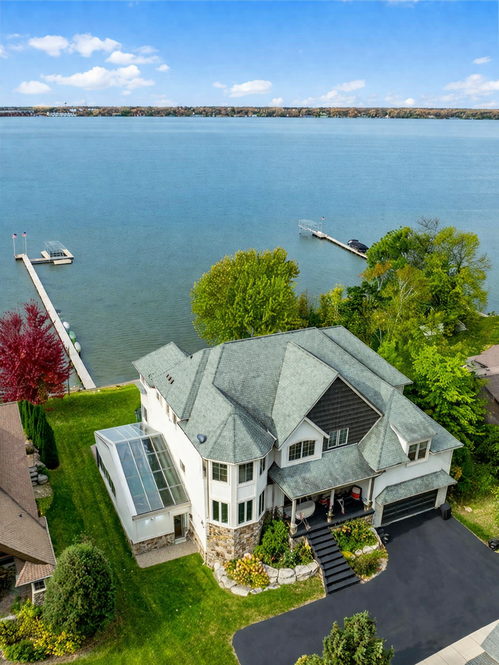 Property Photo:  22620 Hayward Avenue N  MN 55025 