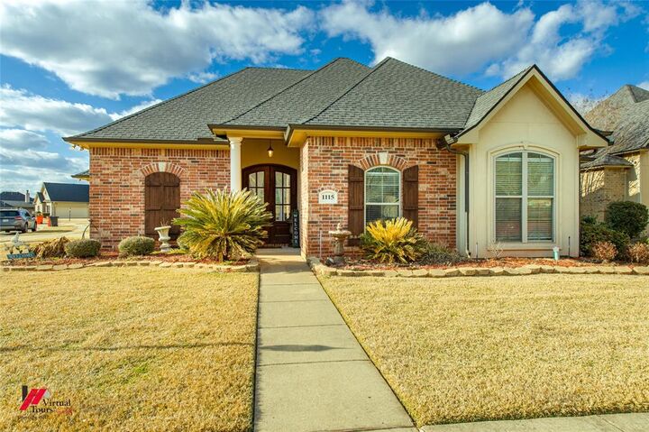 Property Photo:  1115 Creole Drive  LA 71111 