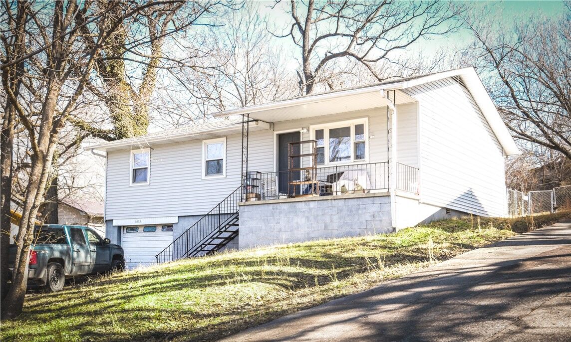 Property Photo:  603 Ash Street  AR 72601 