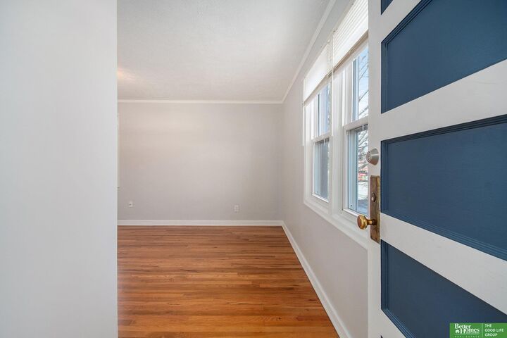 Property Photo: 5519 NW Radial Highway NE 68104