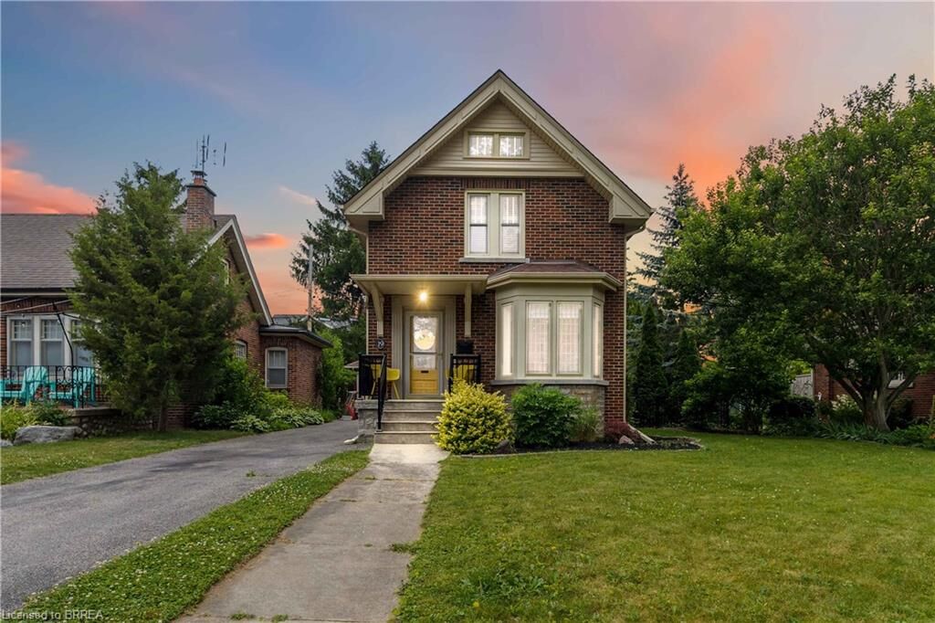 Property Photo:  19 Lincoln Avenue  ON N3T 4S5 