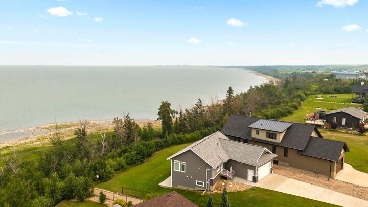 Property Photo: 23 Marina View Close AB T0C 2L0