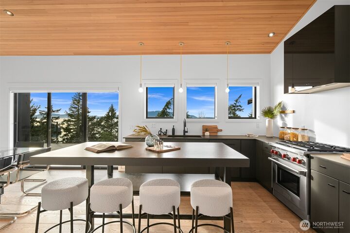 Property Photo:  1195  Brighton Crest Drive  WA 98229 