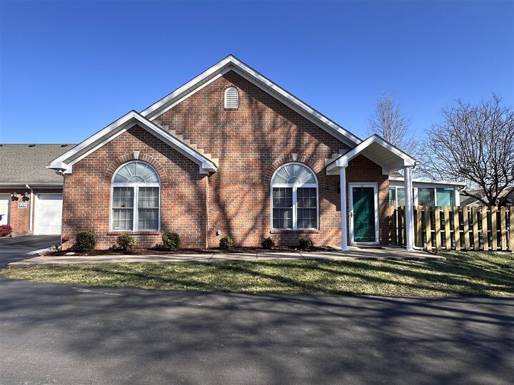 Property Photo:  100 Augusta Avenue 9D  KY 42103 