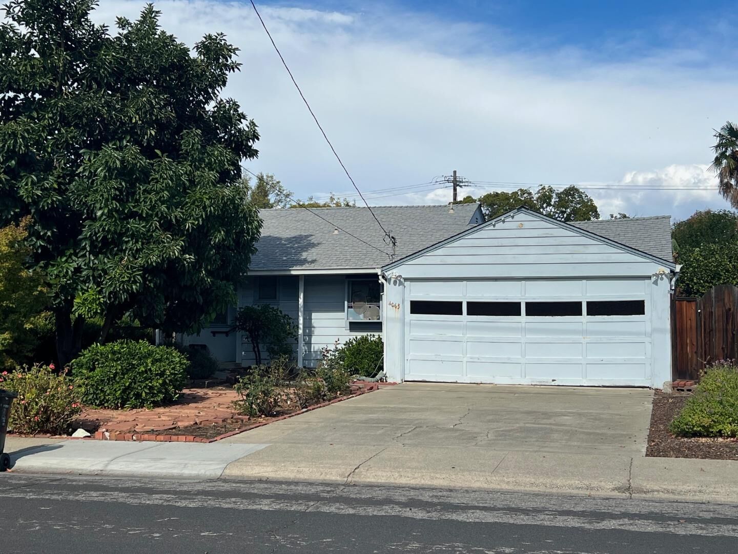 Property Photo:  4065 2nd Street  CA 94306 