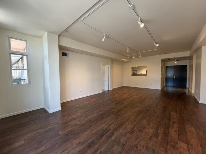 Property Photo:  200 Sheridan Avenue 208  CA 94306 
