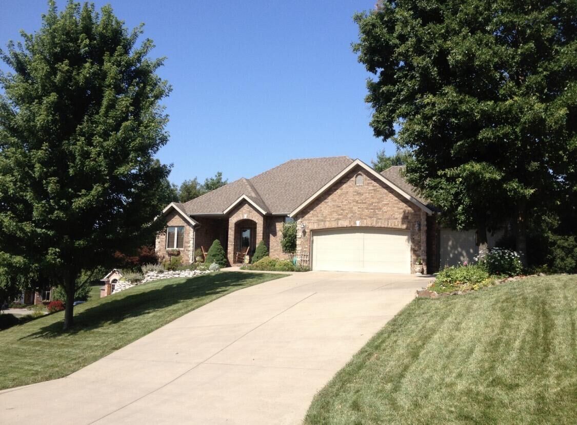 Property Photo:  2992 W Cedarbluff Drive  MO 65810 