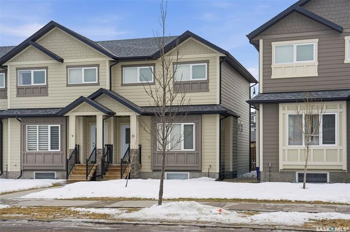 Photo de la propriété:  111 Rosewood Gate N 10  SK S7V 0E5 